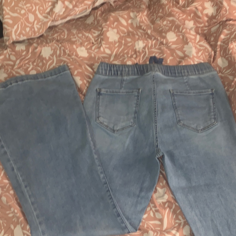 Women's Light Blue flare Jeans - Picture 4 of 5
